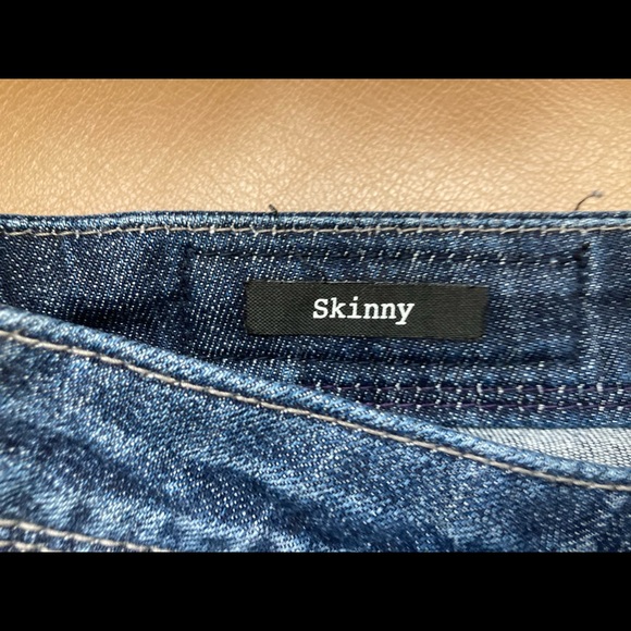 Vigoss Jeans - Picture 7 of 15